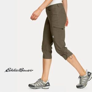 Eddie Bauer First Ascent Guide Pro Capris